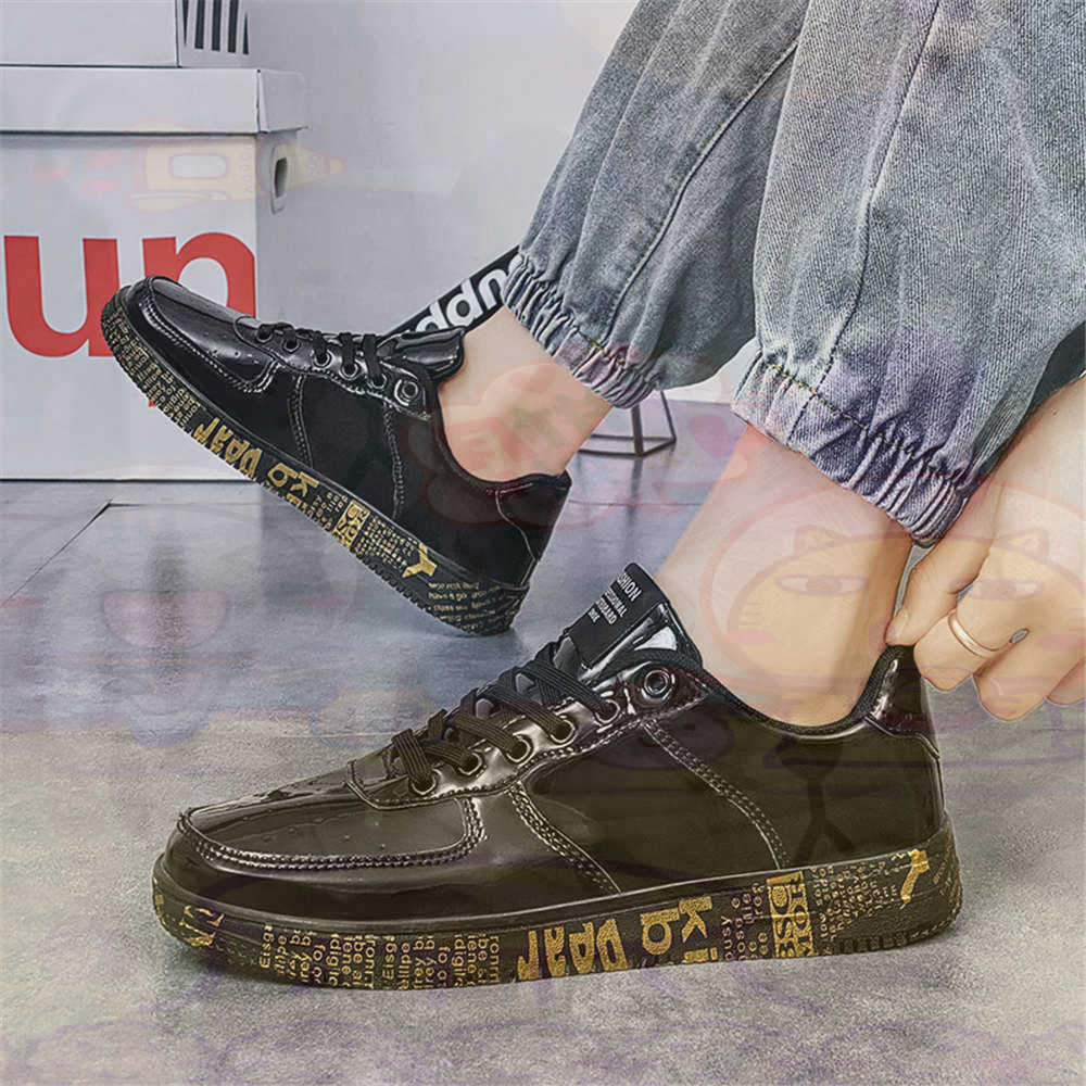 Round Foot Size 45 Sneakers Wh - Streetwear Brand Italy 评论和价格